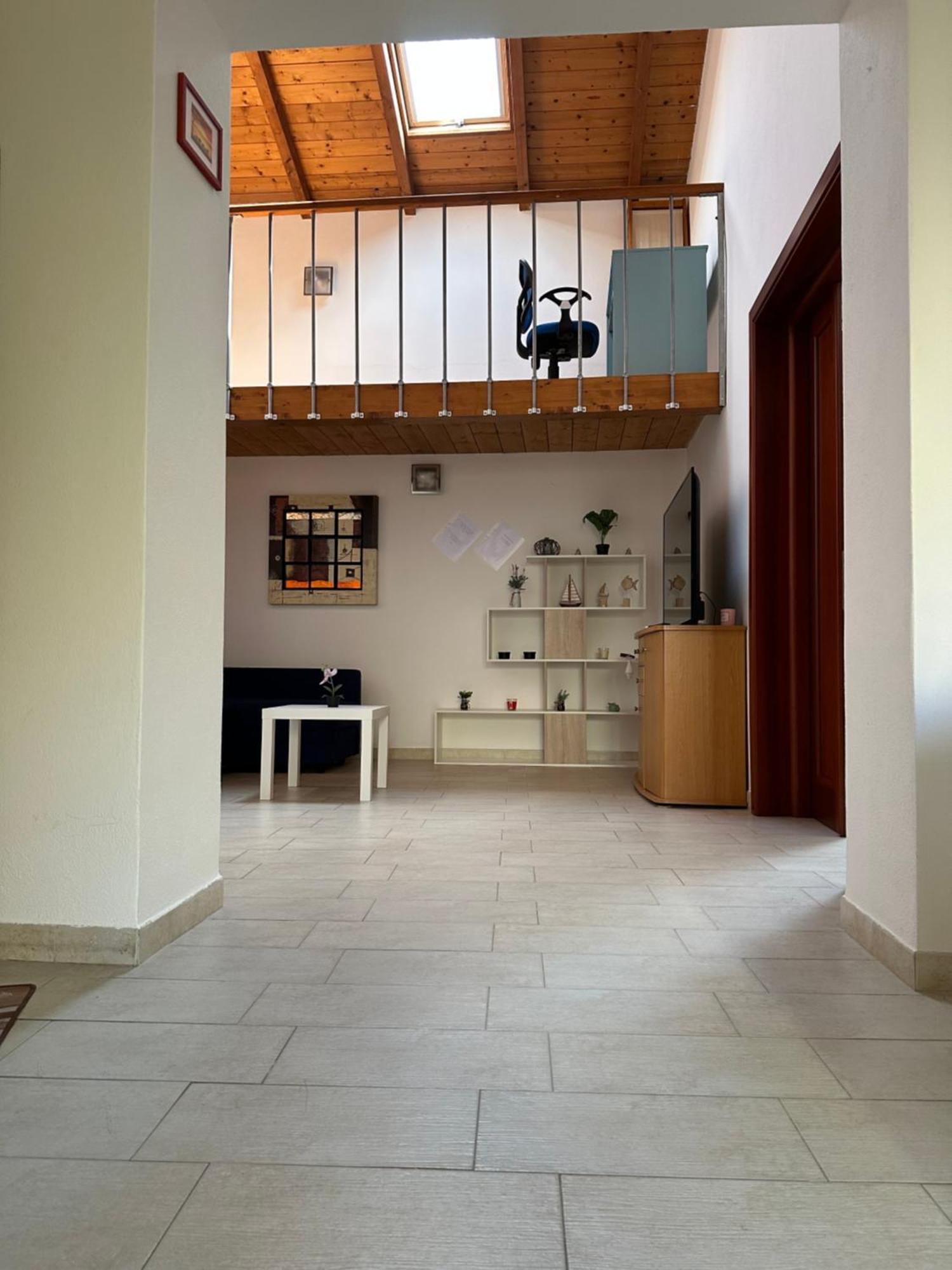 Stylish Loft Trivano Cagliari 2 Beds/2 Bath Exterior photo